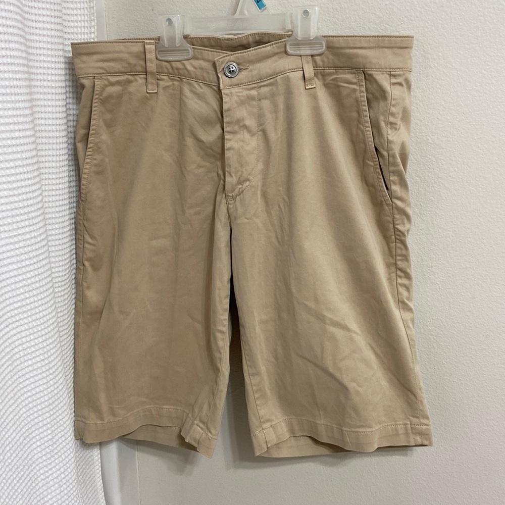Men’s AG Adriano Goldschmied the Griffin tailored short, tan/khaki. Sz 30R